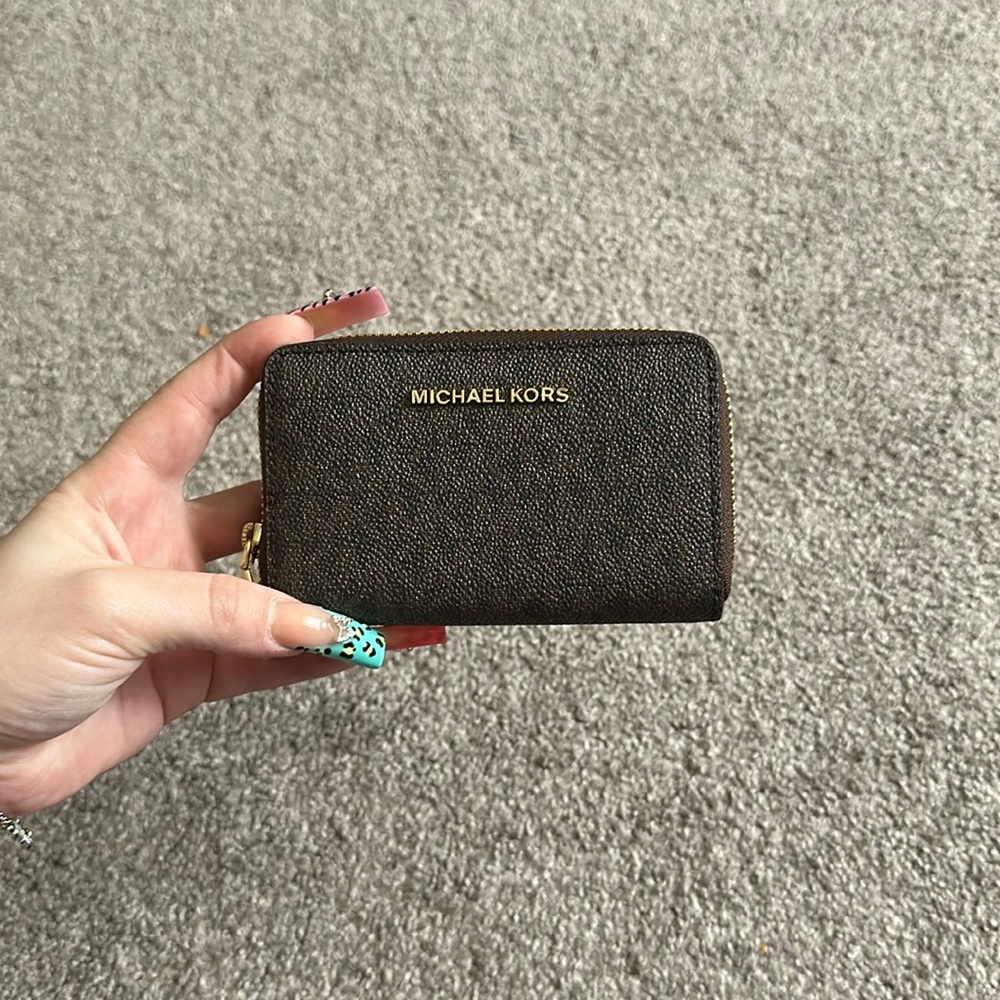 small michael kors wallet